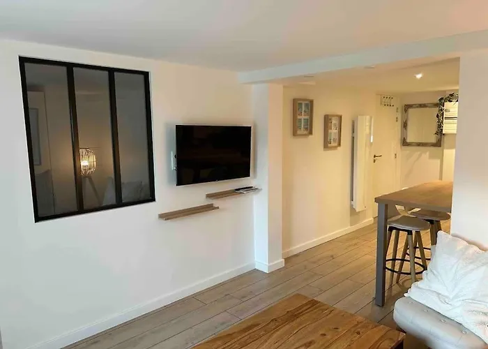 Avec Piscine Privee Chauffee 度假居